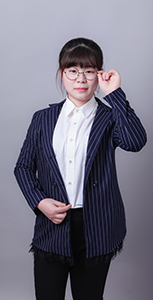 設計師：張夢